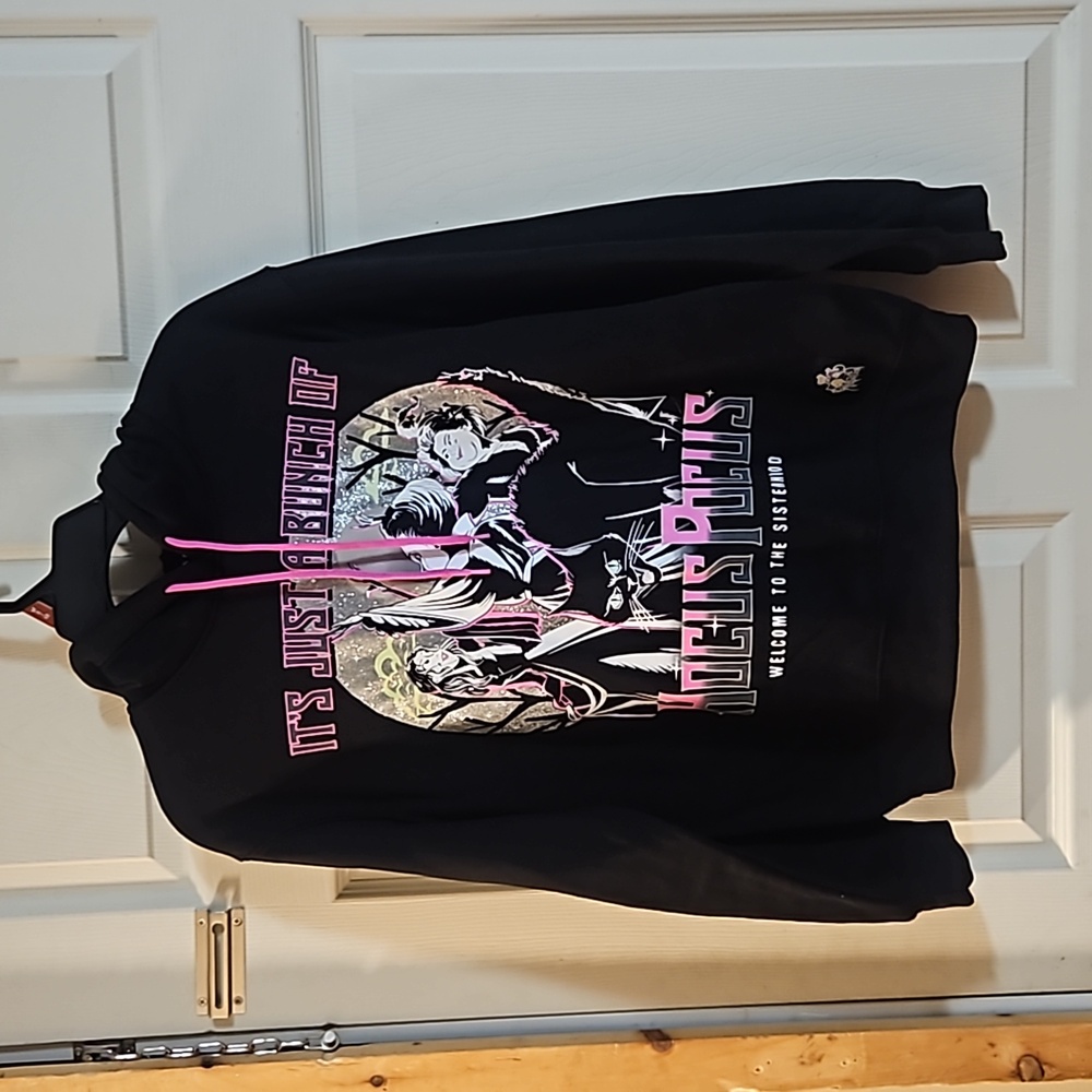 DISNEY HOCUS POCUS GRAPHIC HOODIE: BLACK: NEW WITH TAGS: SIZE S